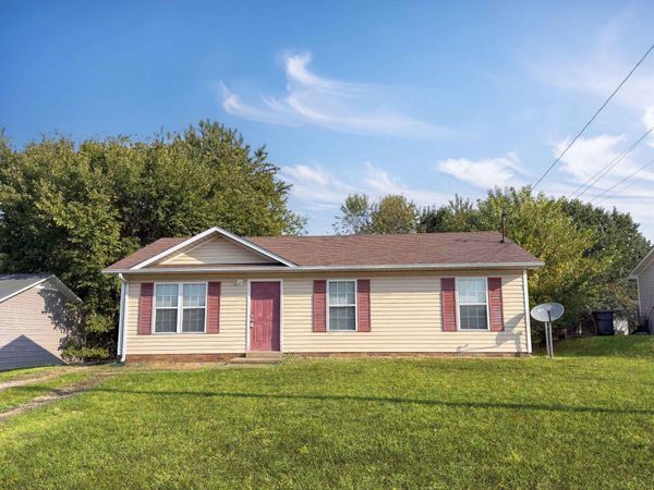 411 Eddy St , Oak Grove, KY 42262