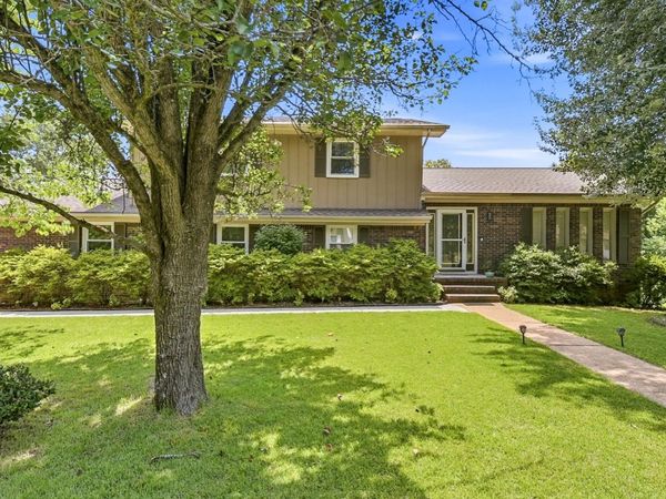 6700 Moss Lake Drive , Hixson, TN 37343