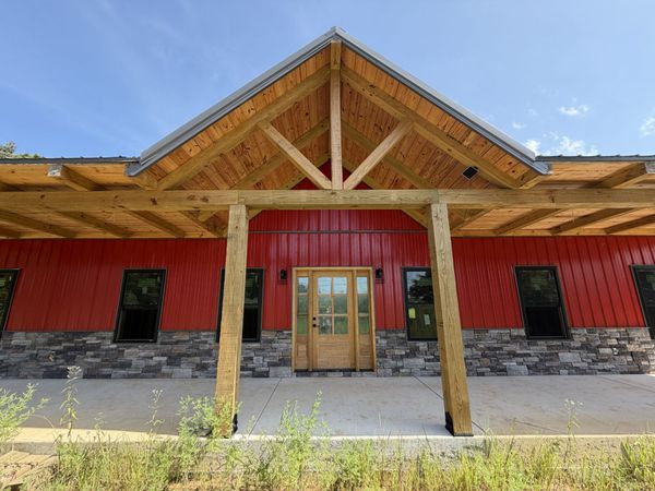 488 Sixteenth Model Rd , Manchester, TN 37355