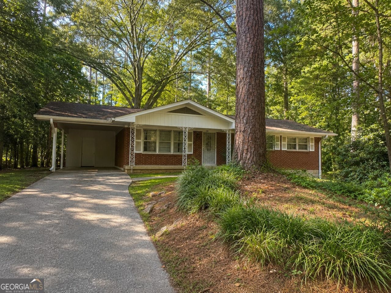 2525 Stone Road, East Point, GA 30344 Main Photo