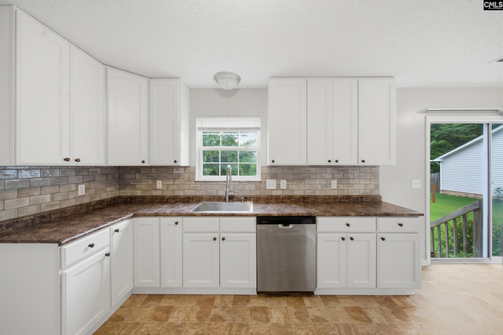 305 Cutter Court  Photo 11