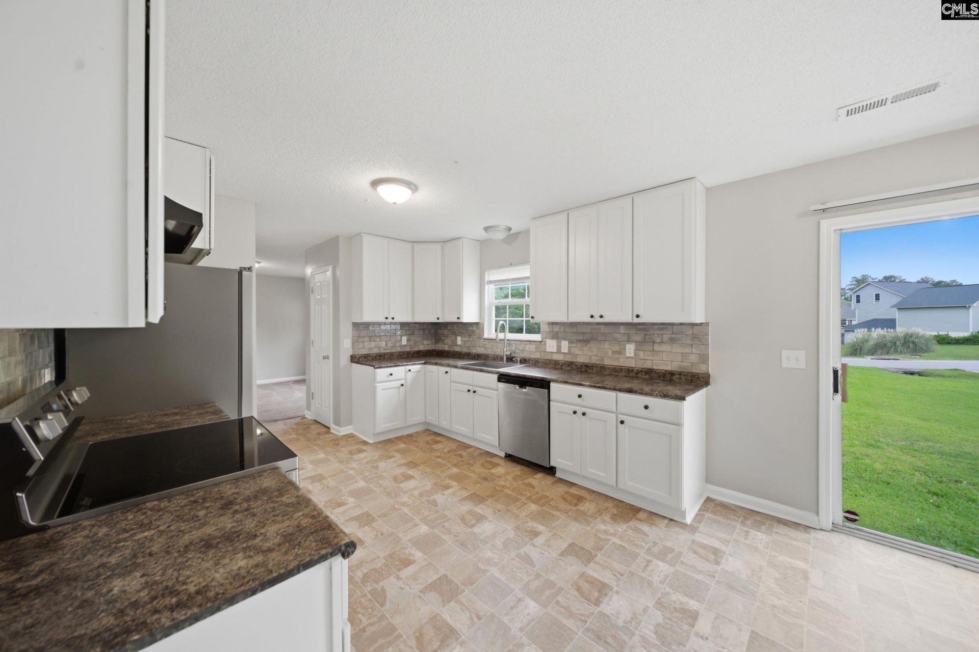 305 Cutter Court  Photo 13