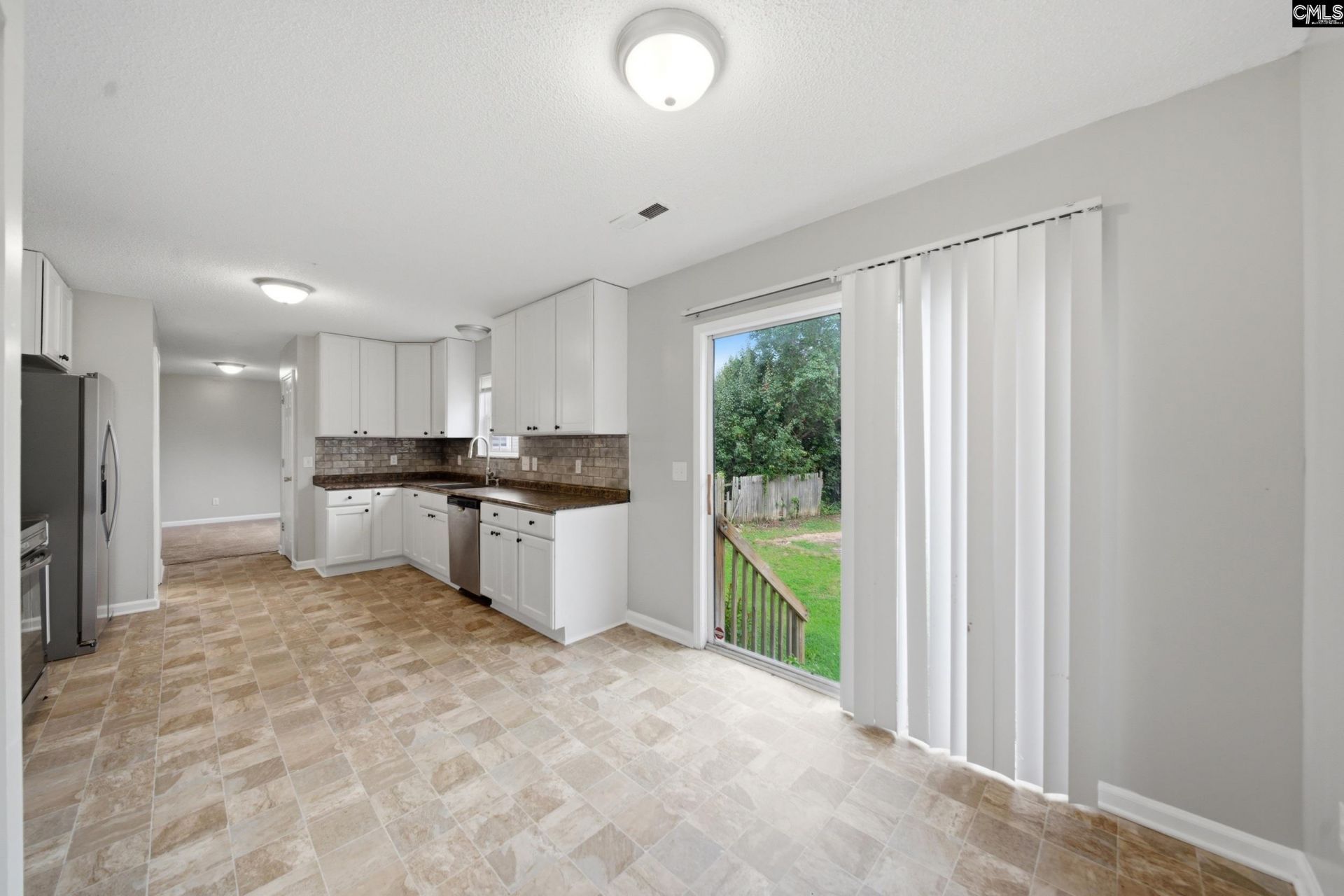305 Cutter Court  Photo 14