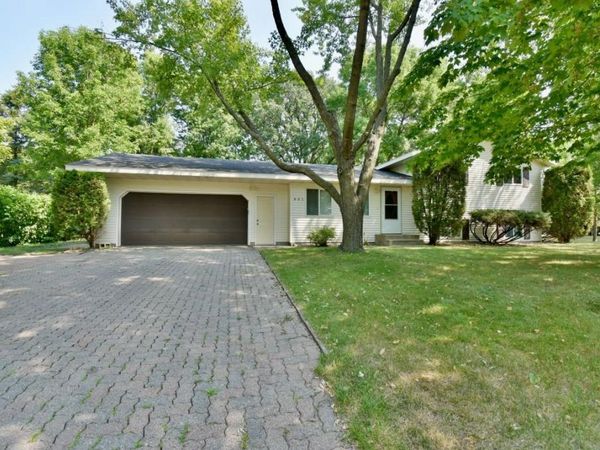 801 Maywood Drive , Saint Cloud, MN 56303