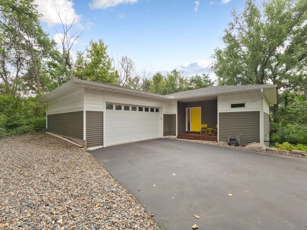 8492 210th Street E, Prior Lake, MN 55372