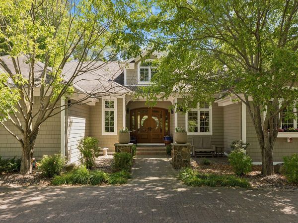 2841 Ella Lane , Minnetonka, MN 55305