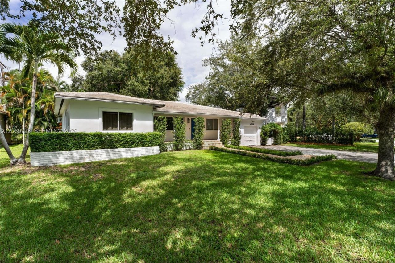 4724 Orduna Dr , Coral Gables, FL 33146 Photo