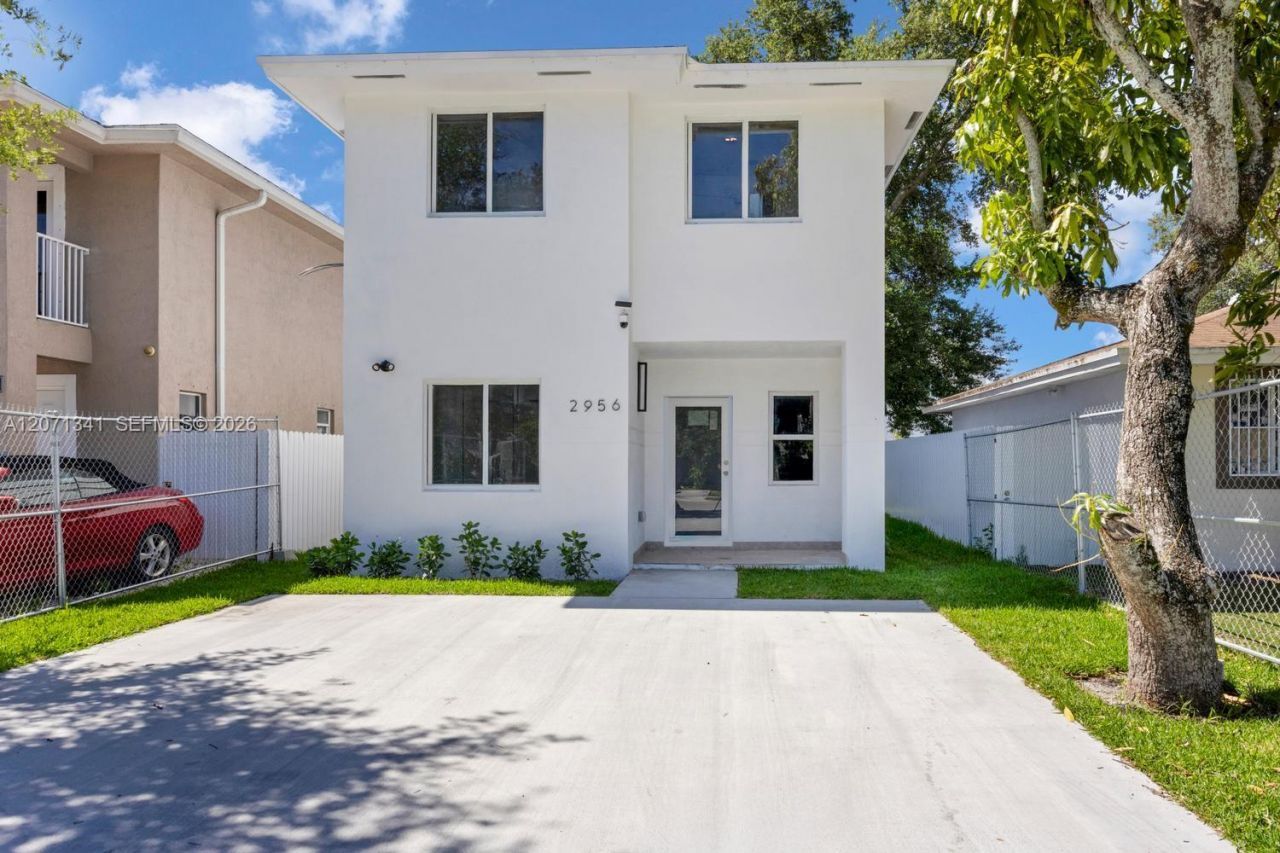 2770 NW 44 St , Miami, FL 33142 Photo