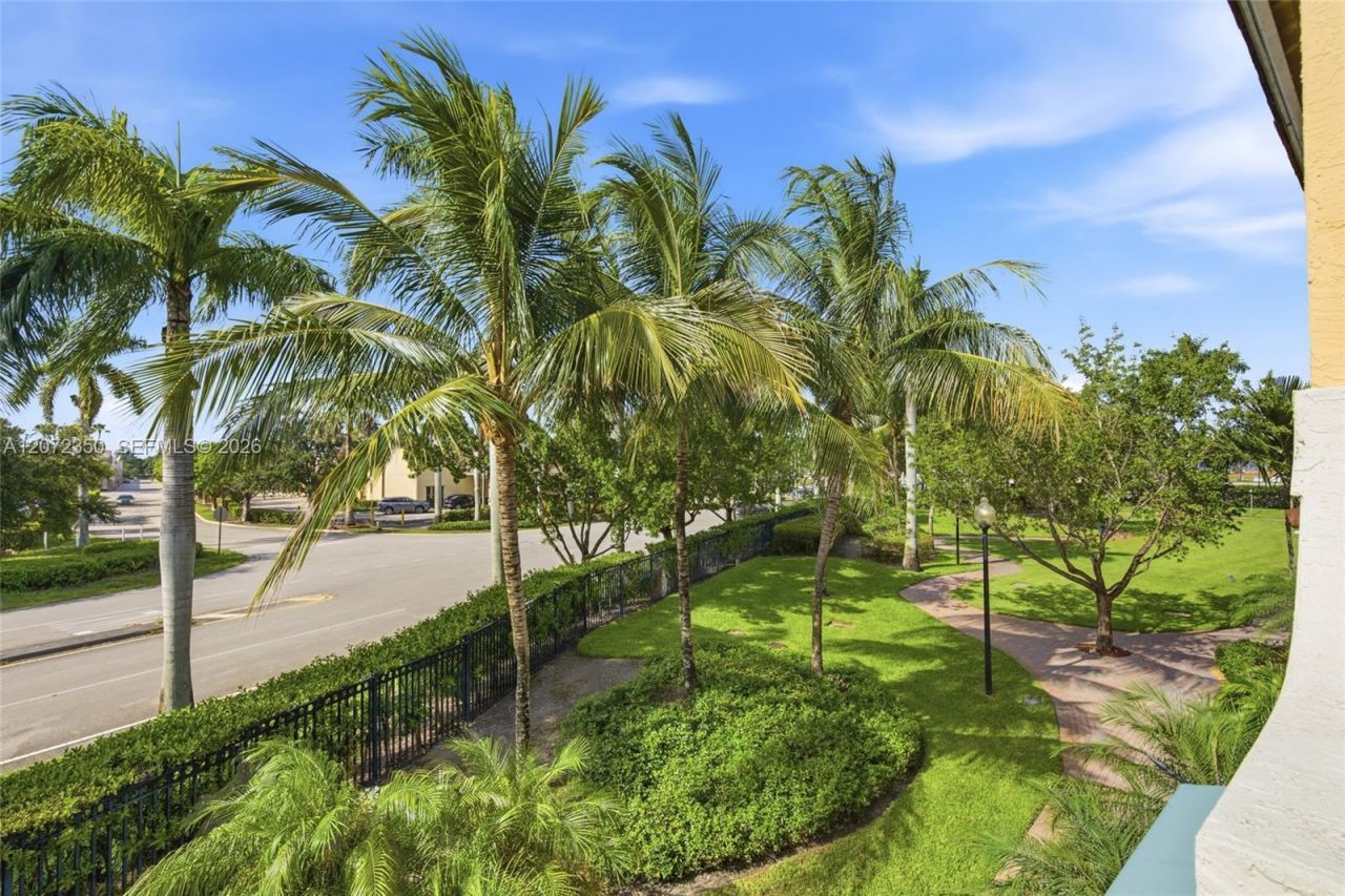 12441 NW 18th Ct , Pembroke Pines, FL 33028 Photo