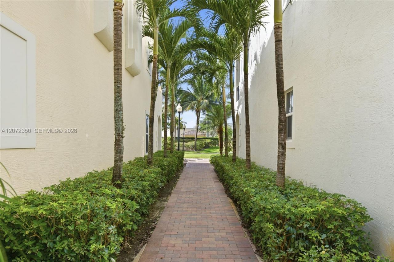 12441 NW 18th Ct , Pembroke Pines, FL 33028 Photo