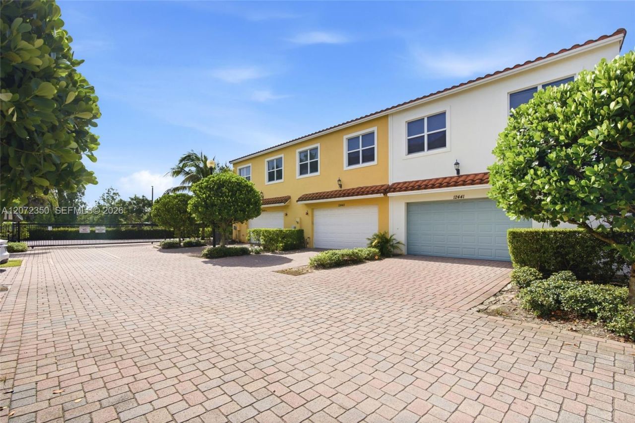 12441 NW 18th Ct , Pembroke Pines, FL 33028 Photo