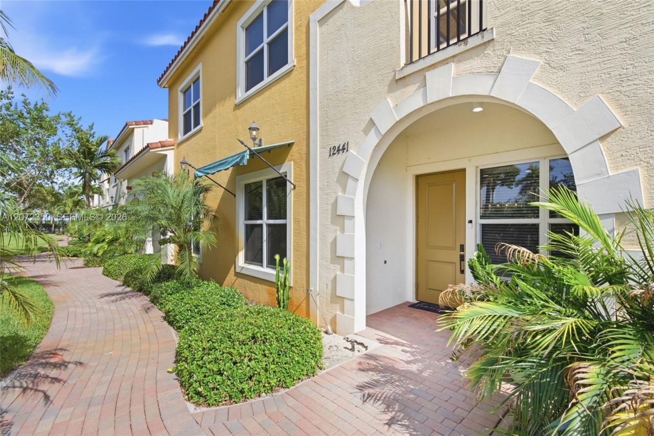 12441 NW 18th Ct , Pembroke Pines, FL 33028 Photo
