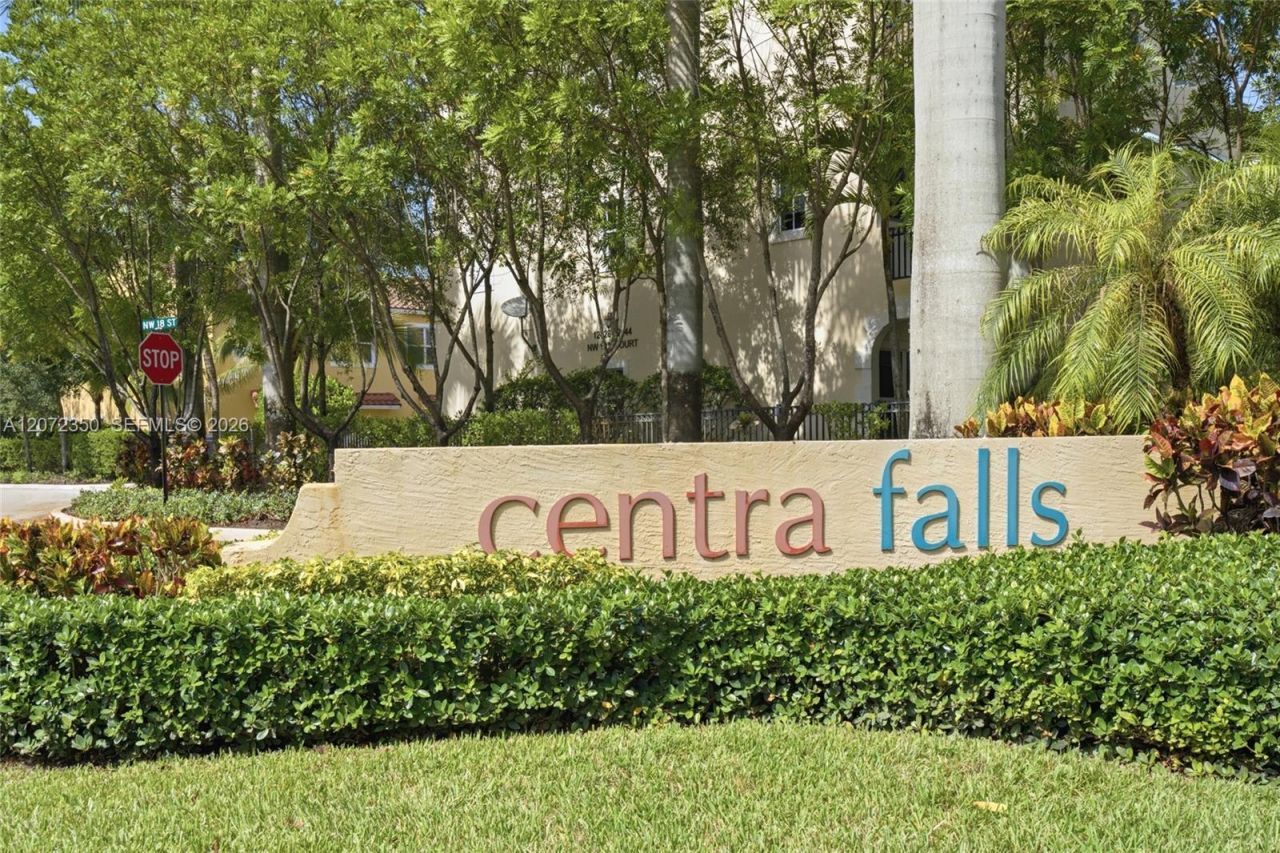 12441 NW 18th Ct , Pembroke Pines, FL 33028 Photo