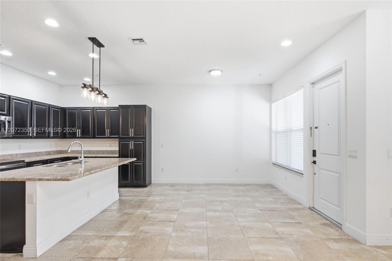 12441 NW 18th Ct , Pembroke Pines, FL 33028 Photo
