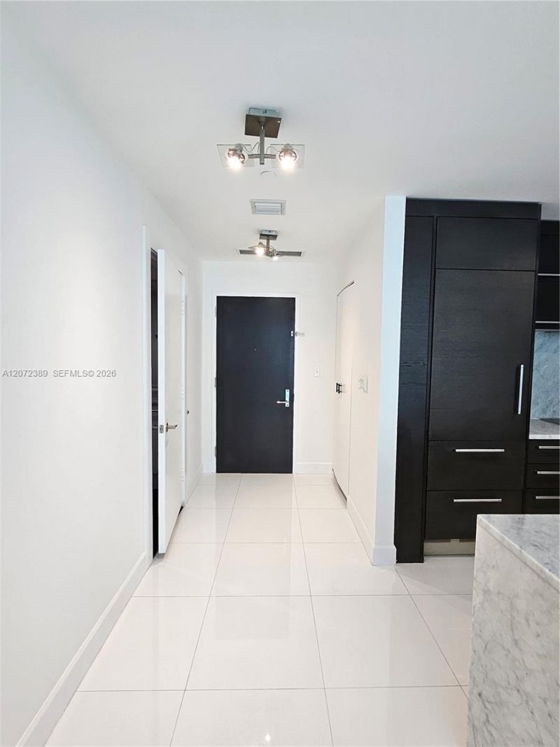 900 Biscayne Blvd , Unit 4210, Miami, FL 33132 Photo