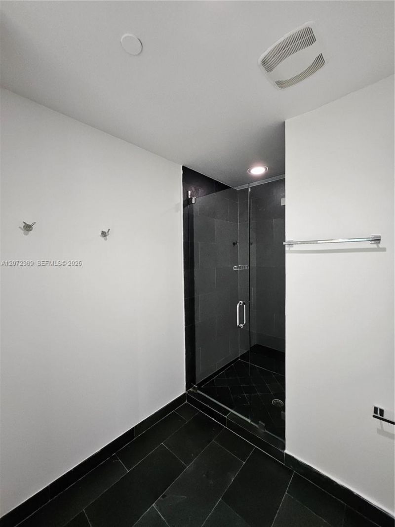 900 Biscayne Blvd , Unit 4210, Miami, FL 33132 Photo