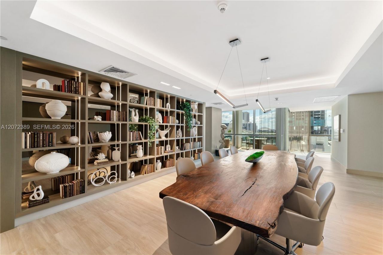 900 Biscayne Blvd , Unit 4210, Miami, FL 33132 Photo