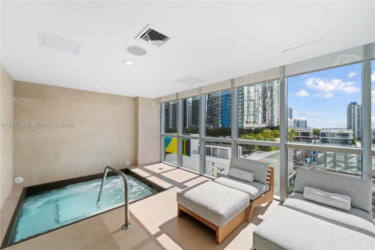 900 Biscayne Blvd , Unit 4210, Miami, FL 33132 Photo