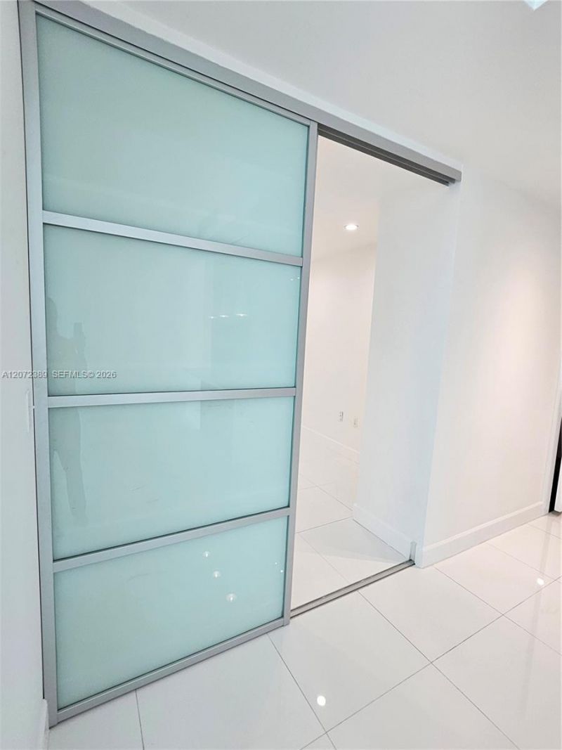 900 Biscayne Blvd , Unit 4210, Miami, FL 33132 Photo