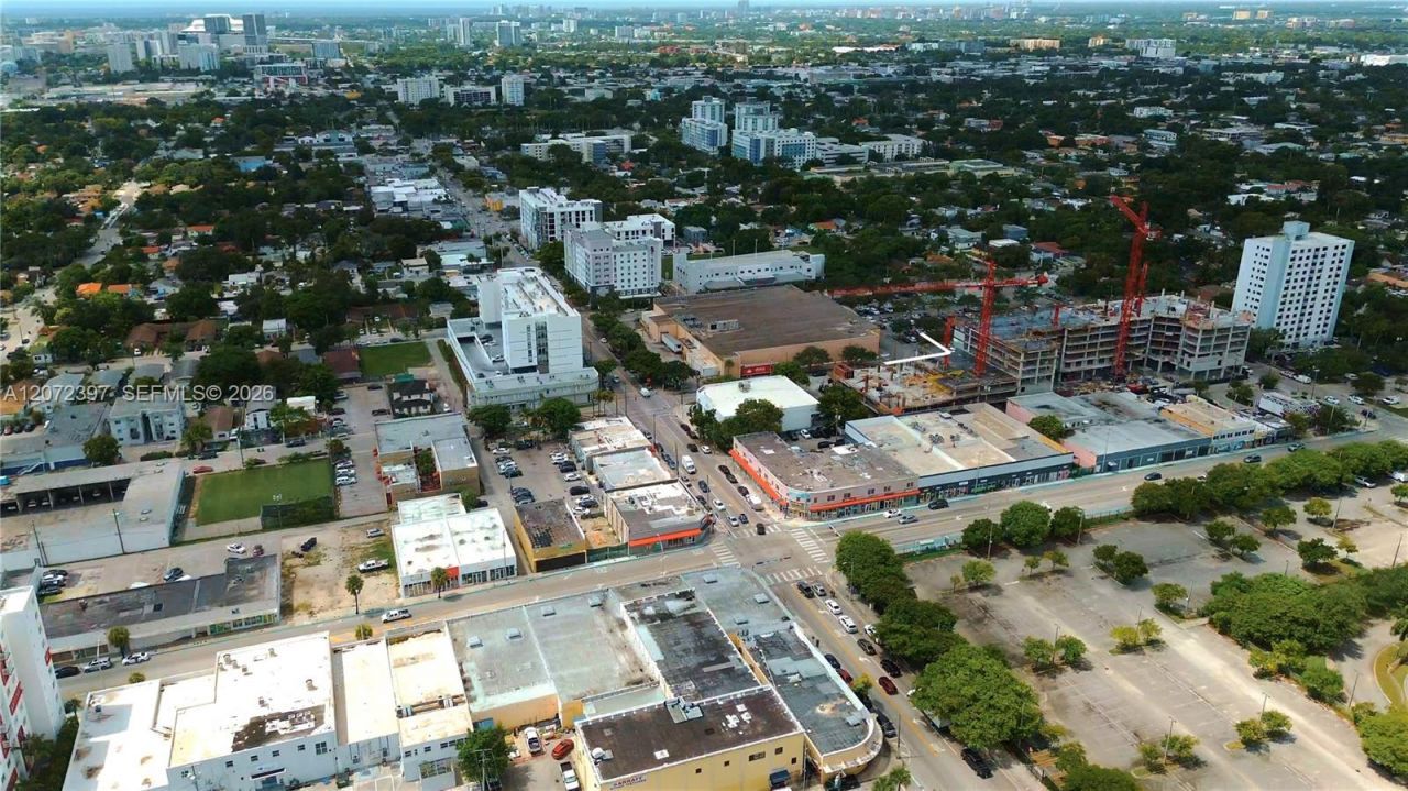 1748 NW 36th St , Miami, FL 33142 Photo