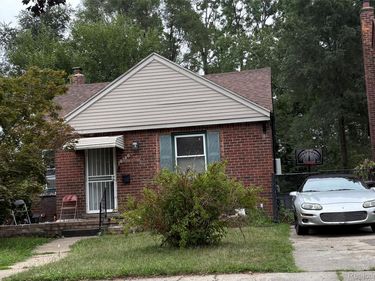 19786 Pennington Drive, Detroit, Mi 48221