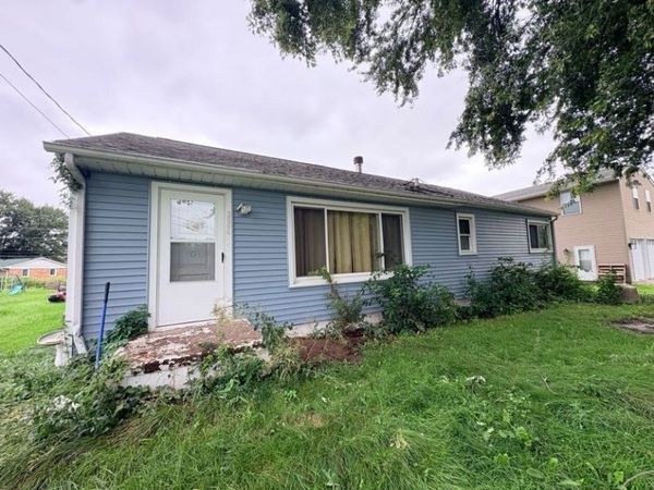 3804 15th Street C, Moline, IL 61265