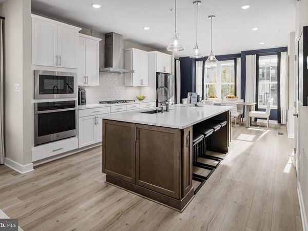 6715 GREENLEIGH AVENUE , MIDDLE RIVER, MD 21220