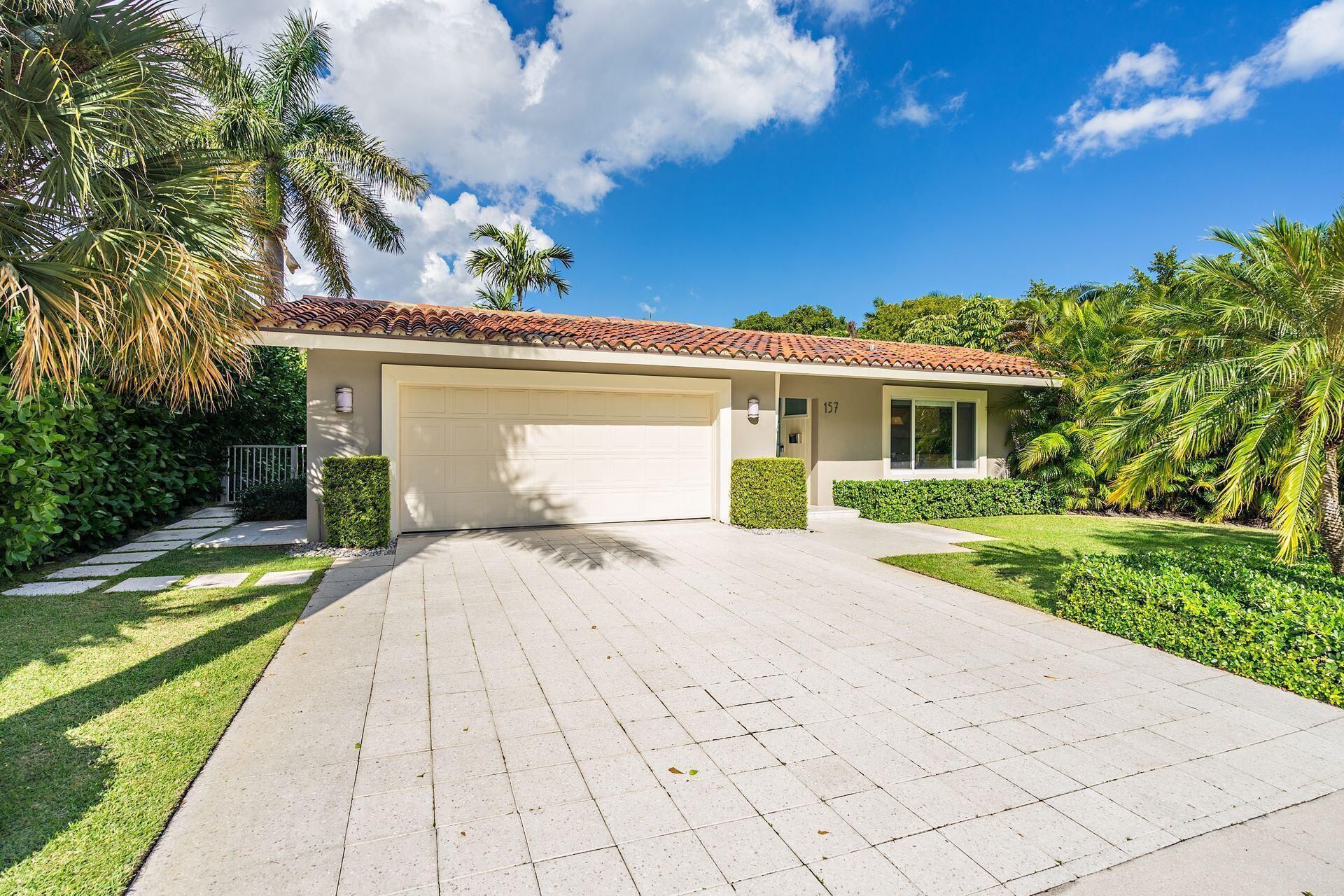 157 Worth Court N, West Palm Beach, FL 33405 Photo