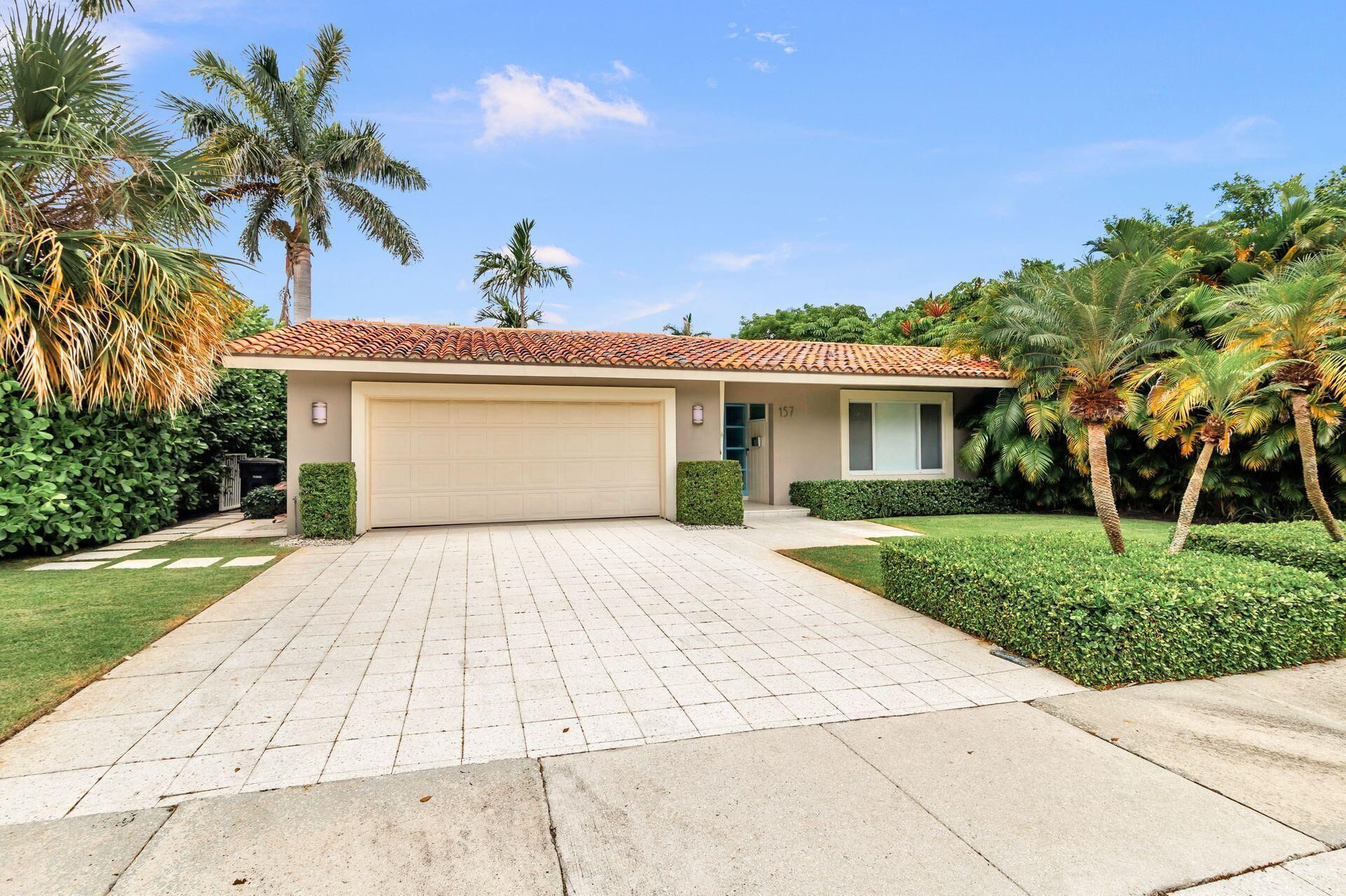 157 Worth Court N, West Palm Beach, FL 33405 Photo