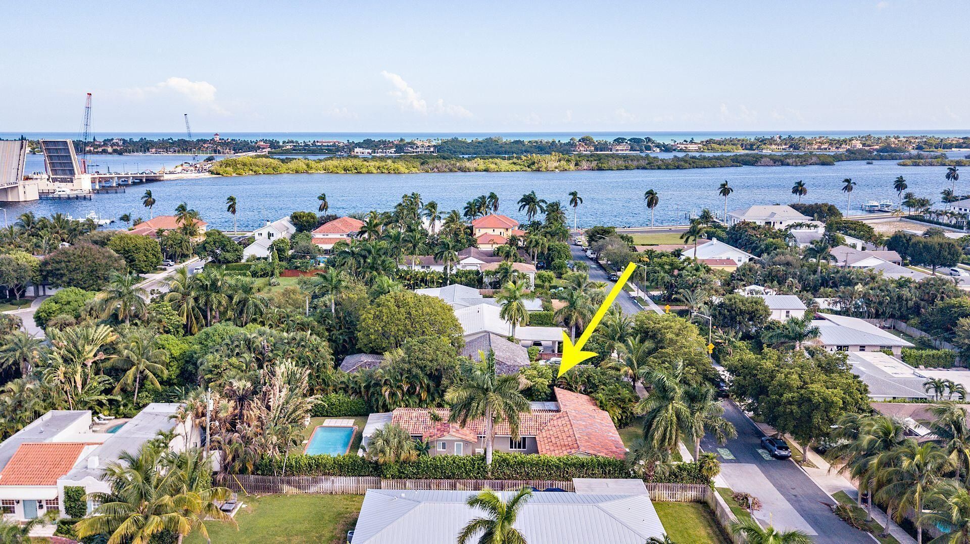 157 Worth Court N, West Palm Beach, FL 33405 Photo