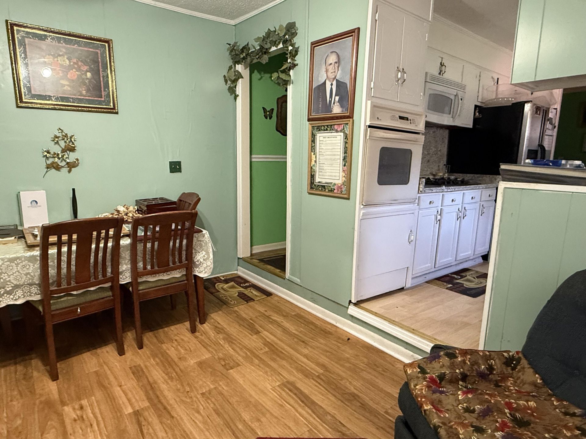 512 Ivenia Brown Road Photo 13