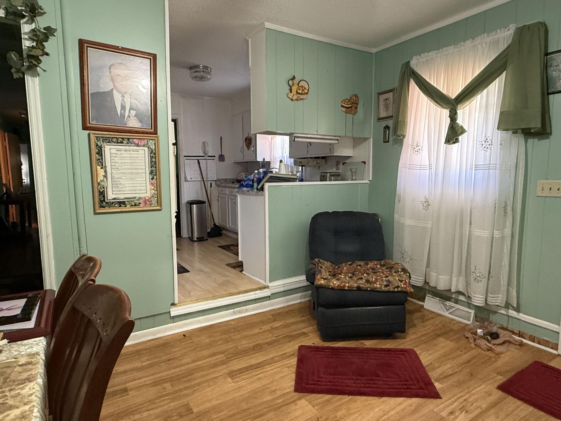512 Ivenia Brown Road Photo 14