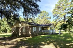 512 Ivenia Brown Road photo 4