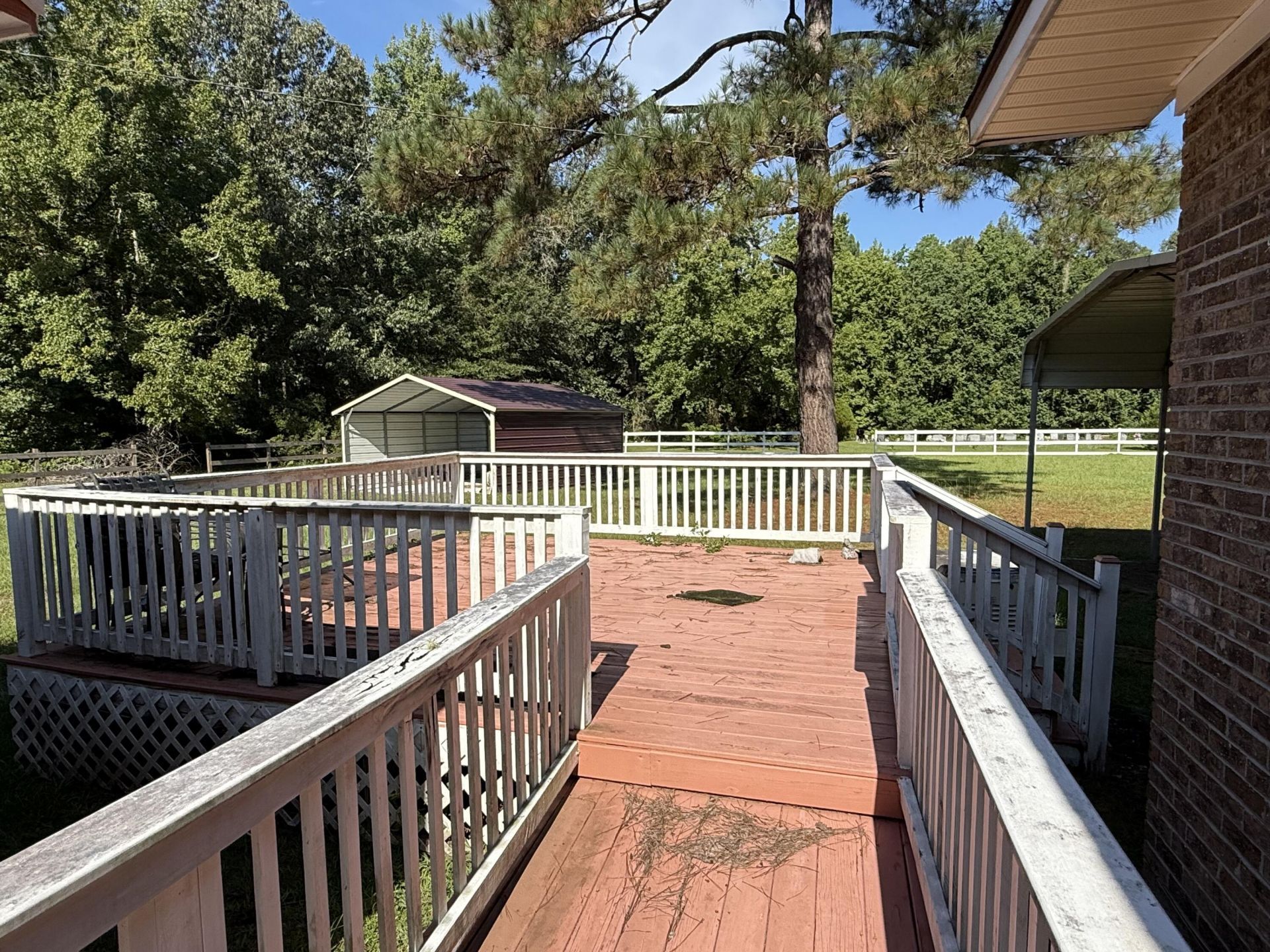 512 Ivenia Brown Road Photo 8