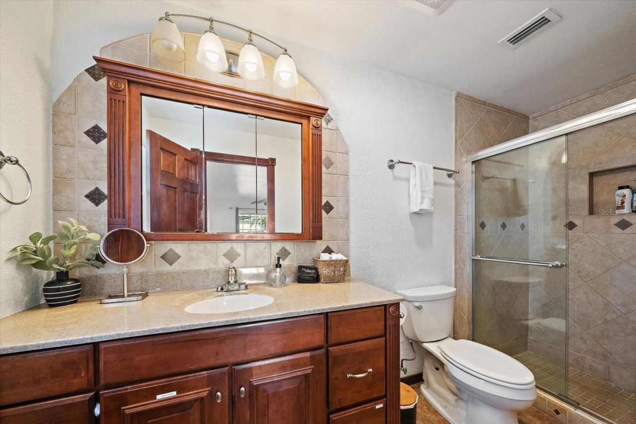 1211 Angela Maria Road, Sarasota, FL 34243 Photo
