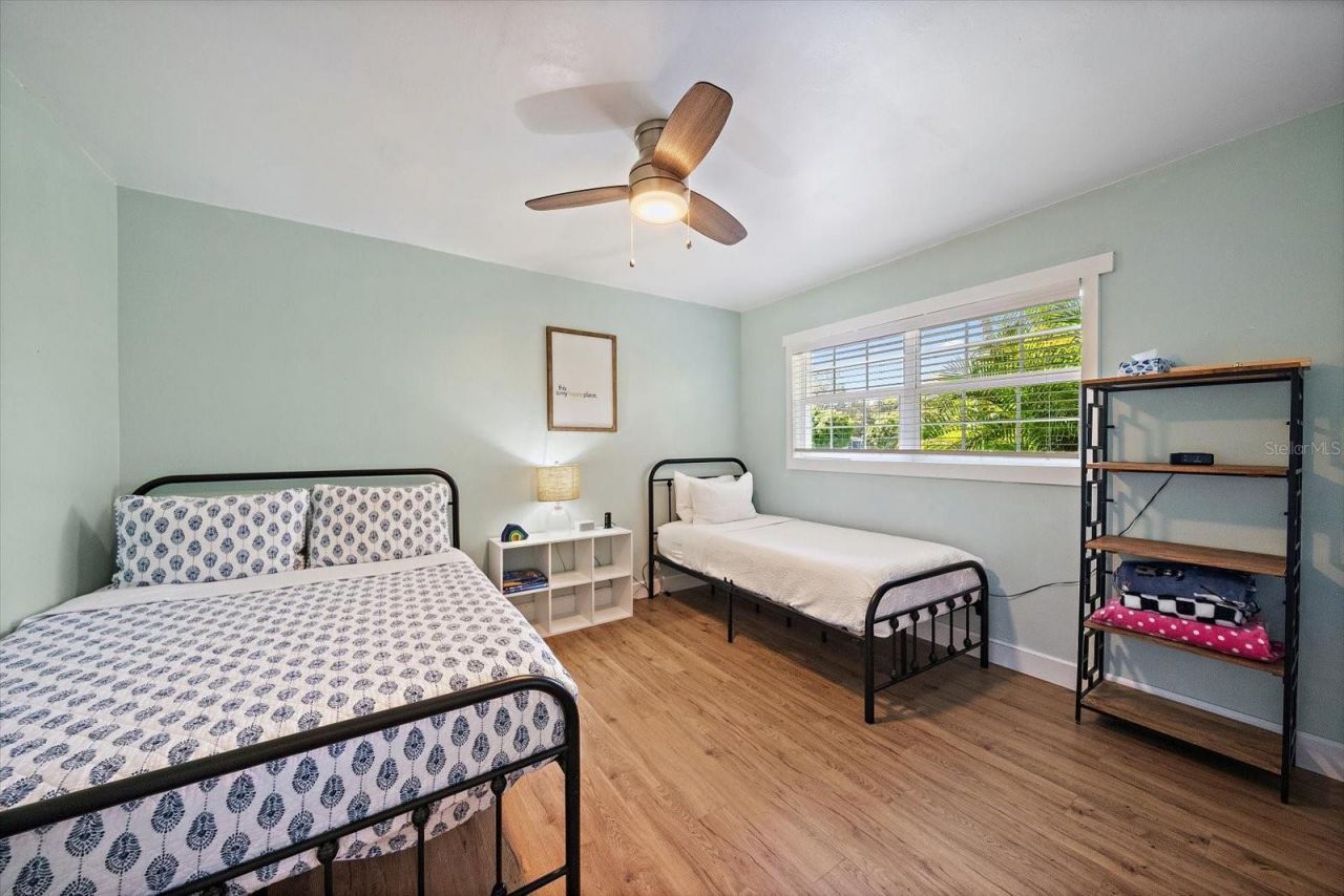 1211 Angela Maria Road, Sarasota, FL 34243 Photo