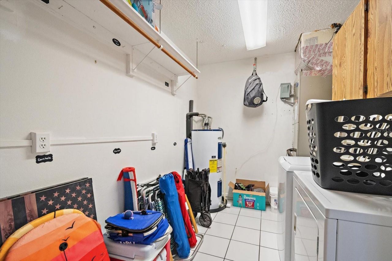 1211 Angela Maria Road, Sarasota, FL 34243 Photo