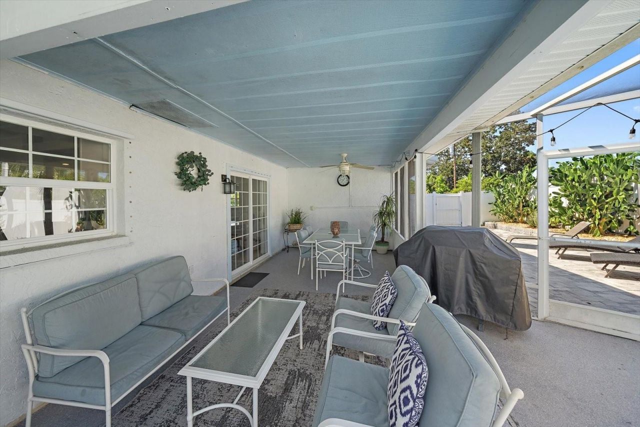 1211 Angela Maria Road, Sarasota, FL 34243 Photo