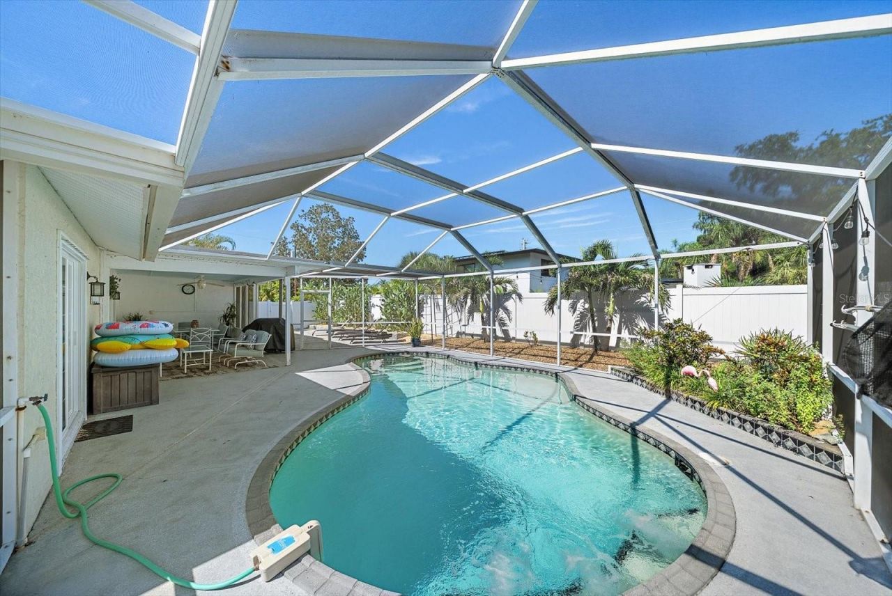 1211 Angela Maria Road, Sarasota, FL 34243 Photo