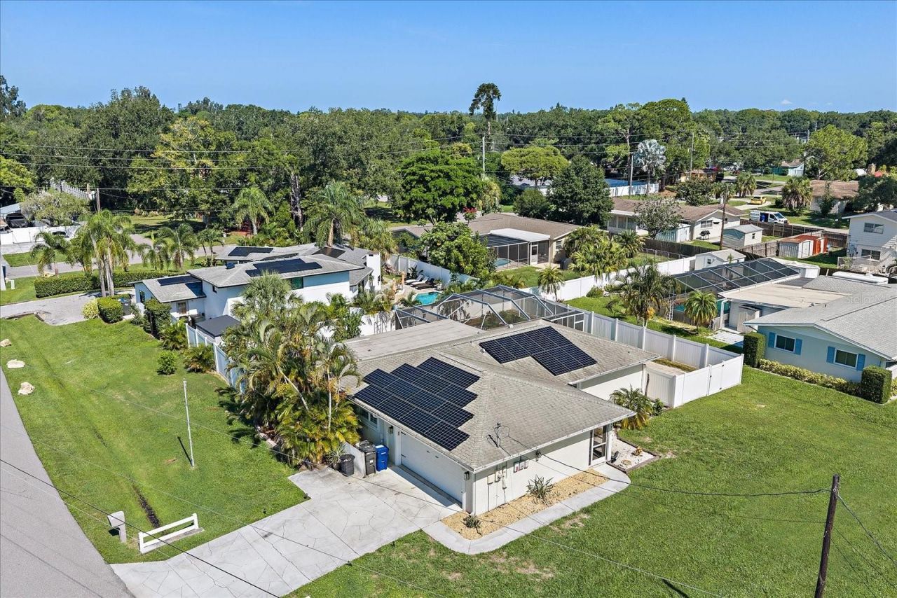 1211 Angela Maria Road, Sarasota, FL 34243 Photo