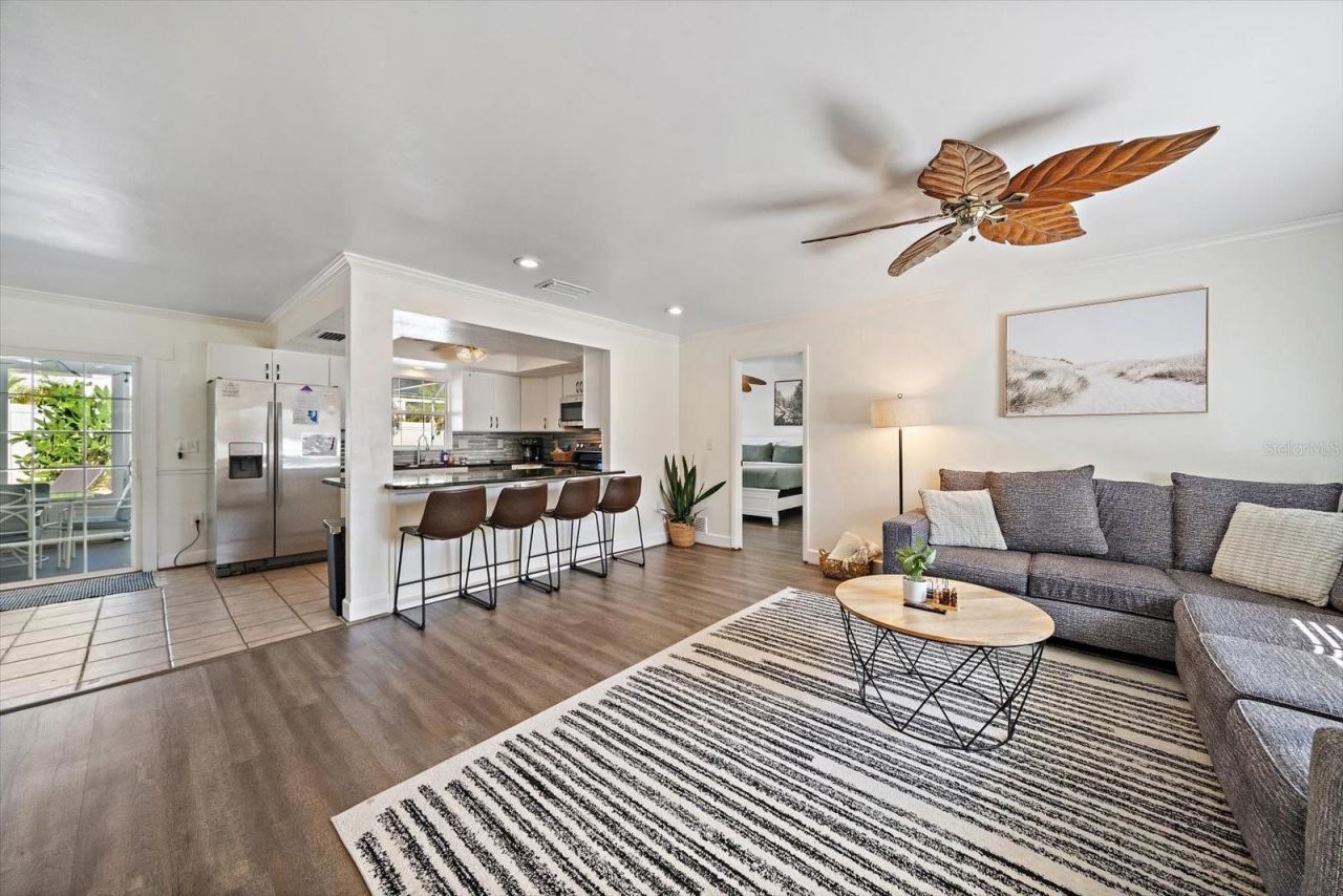 1211 Angela Maria Road, Sarasota, FL 34243 Photo