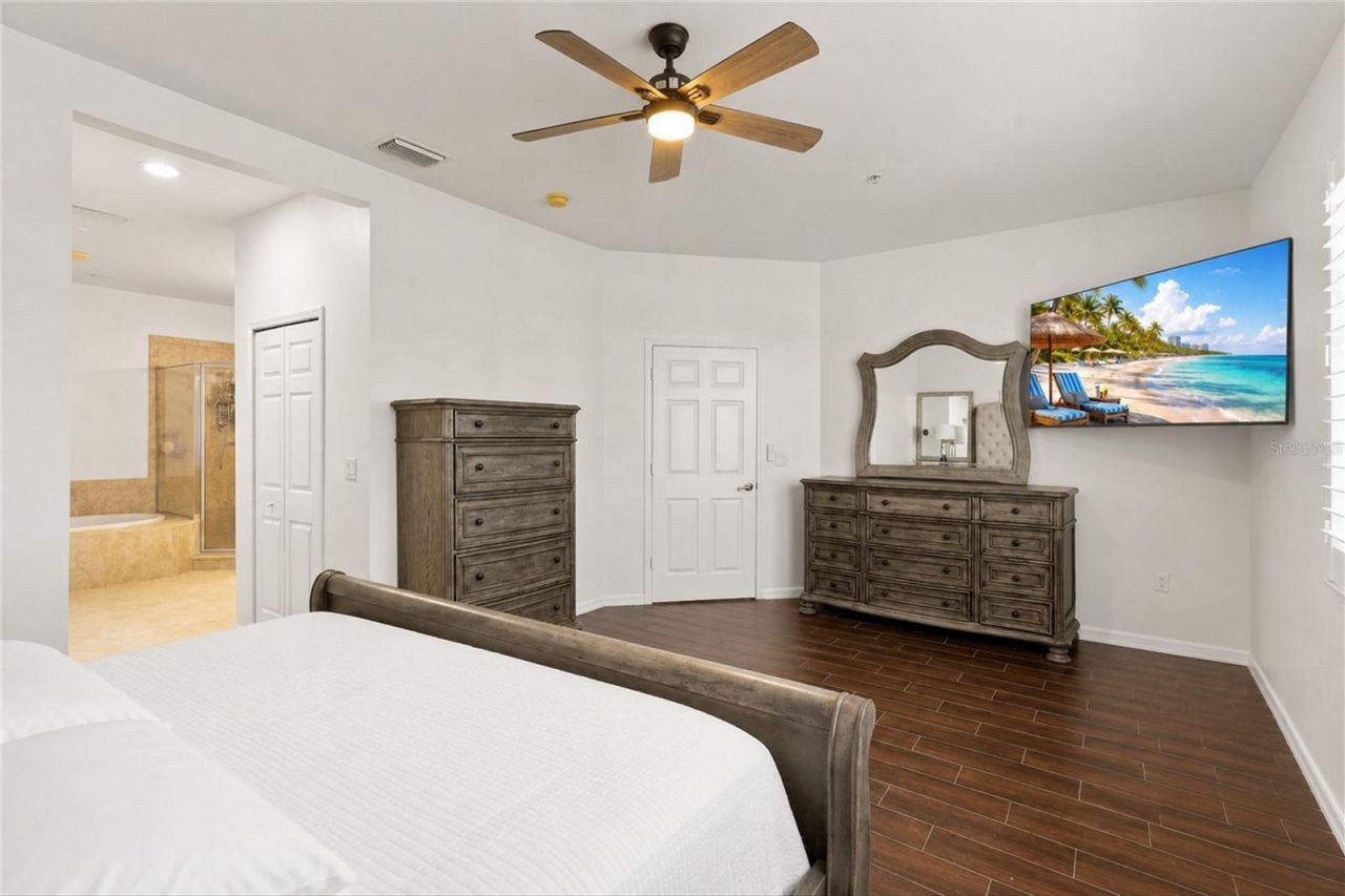 16560 Goldenrod Lane , Unit 201, Alva, FL 33920 Photo