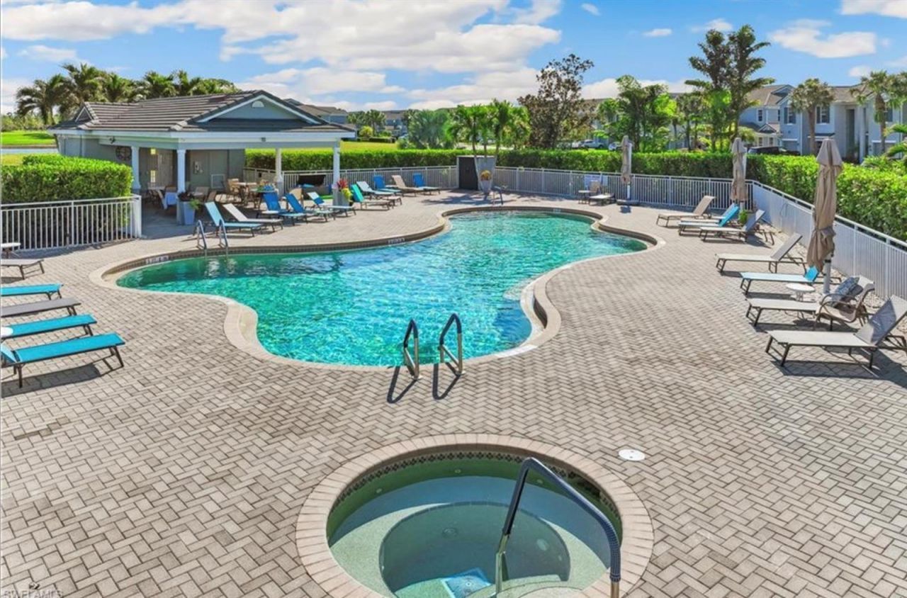 16560 Goldenrod Lane , Unit 201, Alva, FL 33920 Photo