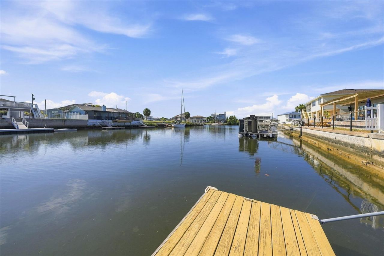 4388 7th Isle Drive, Hernando Beach, FL 34607 Photo
