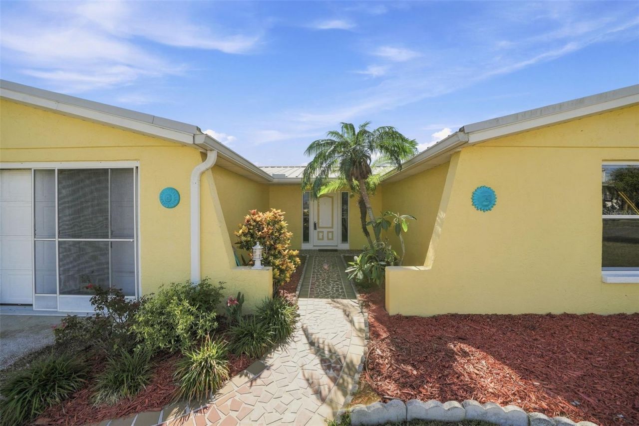 4388 7th Isle Drive, Hernando Beach, FL 34607 Photo