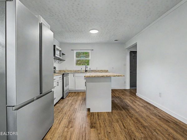 2800 Lay Ave, Knoxville, TN 37914