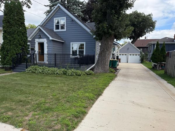 610 Park Avenue , Albert Lea, MN 56007