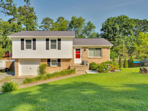 4056 E Freedom Circle , Ooltewah, TN 37363