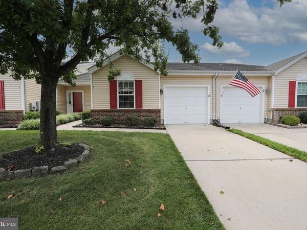 4 CLIFFORD DRIVE, MOUNT LAUREL, NJ 08054