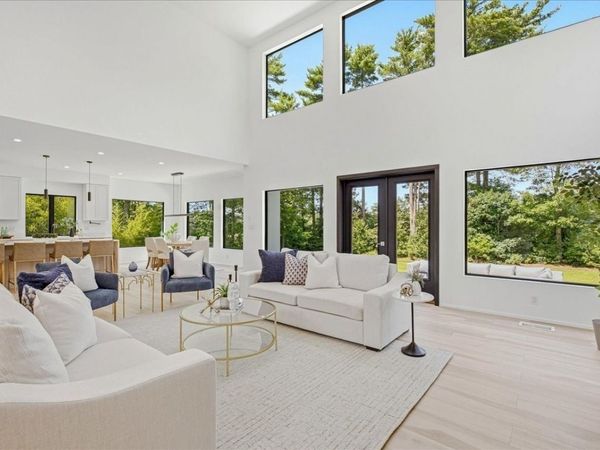 3 Kestrel Wy, Carver, MA 02330